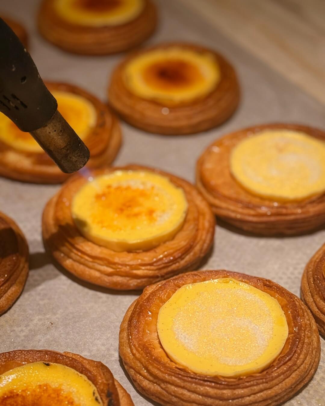 Crème Brûlée Croissant